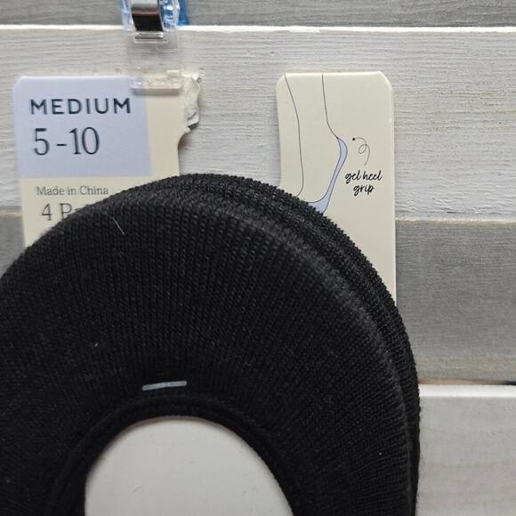 Women's 4pk Sport Liner Socks - Black | Peds | 5-10 - Picture 3 of 7